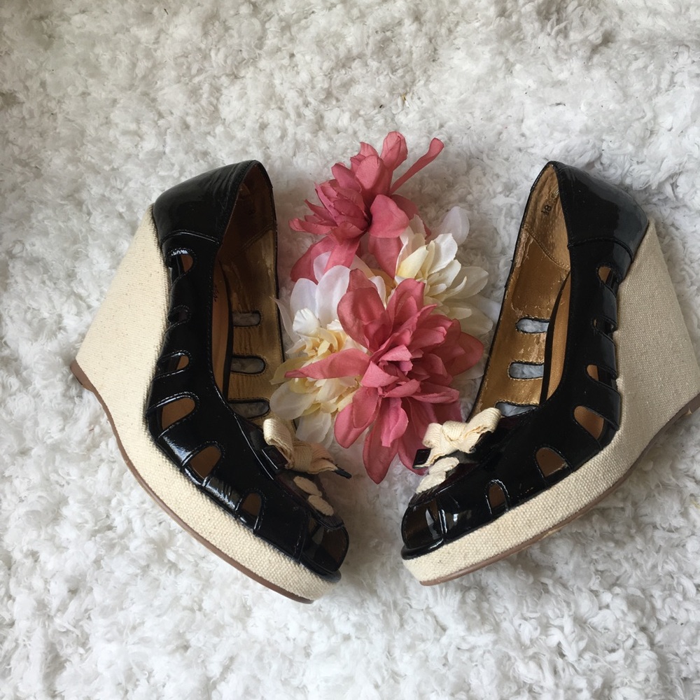 Seychelles wedges
